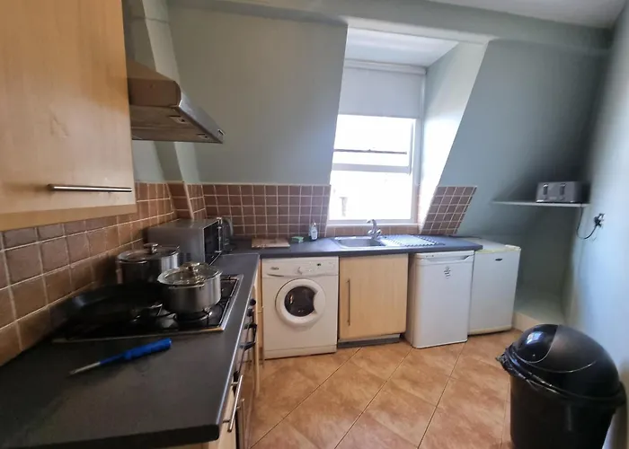 A7-Top Flr 1 Bed Flat Near Elephant And Castle